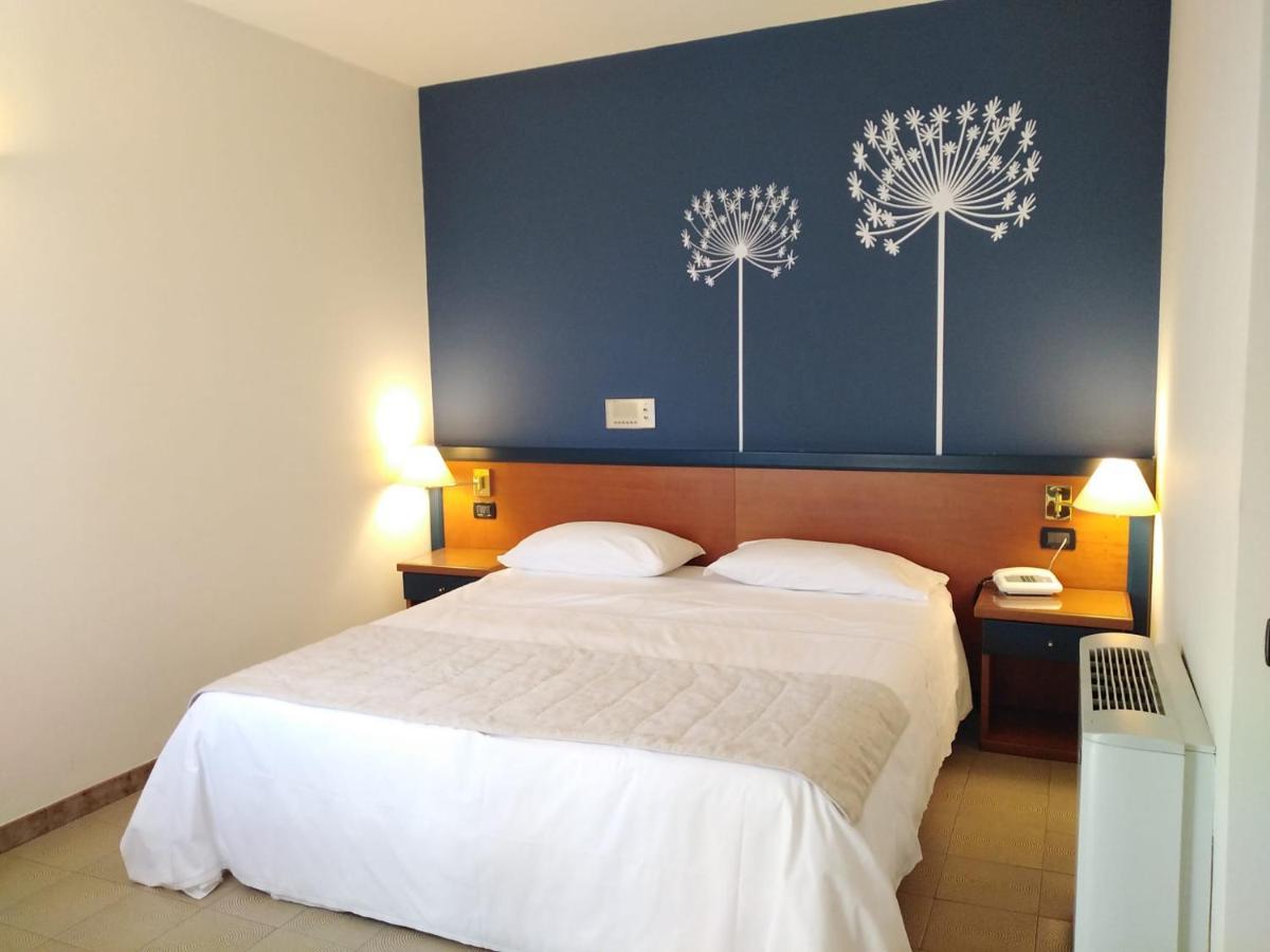 Domus Grand Hotel Rende Kültér fotó