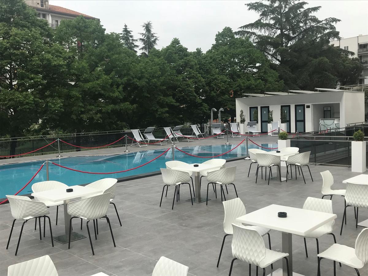 Domus Grand Hotel Rende Kültér fotó